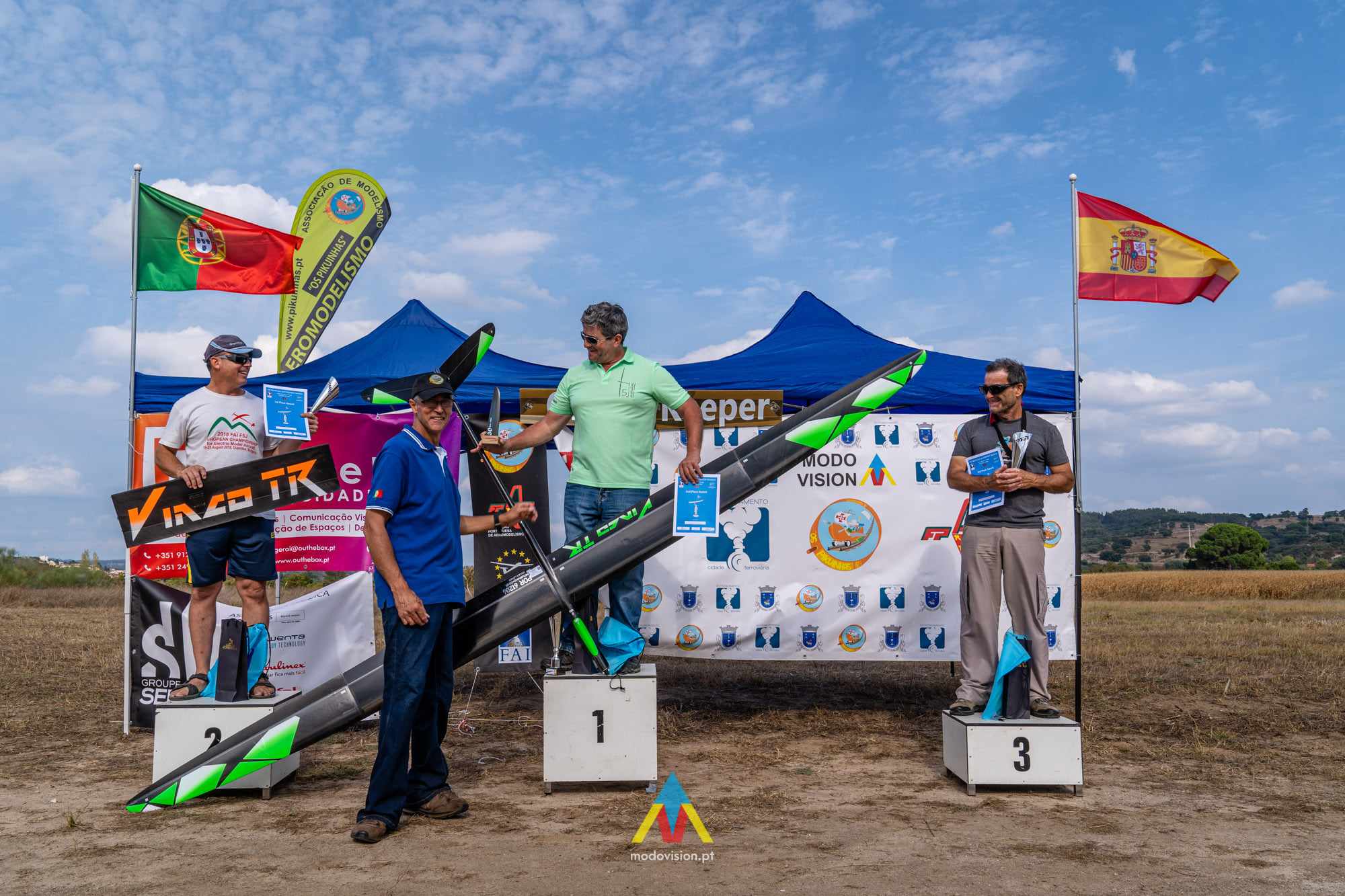 received 961511349116385